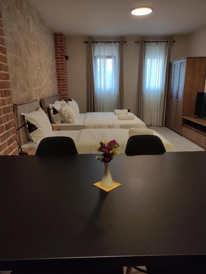 Cruzeto Apartment